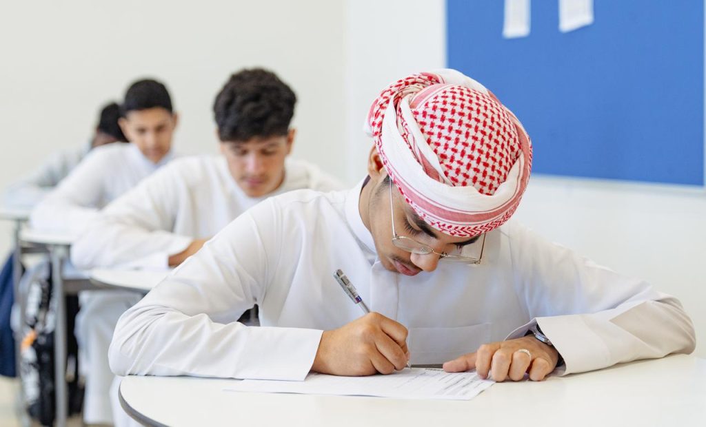 اختبارات تجريبية في مدارس من 10 إلى 14 نوفمبر للتأكد من جاهزية الطلبة للامتحانات نهاية الفصل 1762534991 image