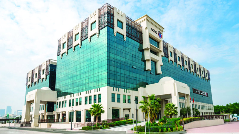 وعود مغرية وأرباح وهمية.. إلزام وسيط برد 4 ملايين درهم لمستثمرين 1762565021 image