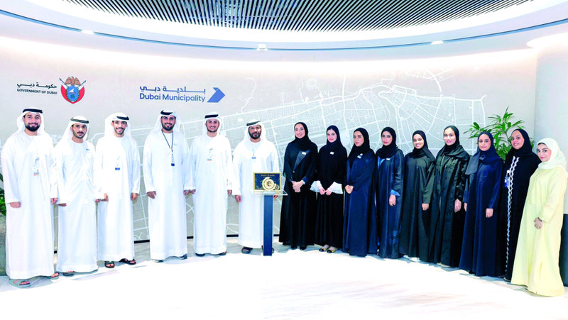 بلدية دبي «أفضل جهة حكومية في تمكين الشباب» 1762740110 image