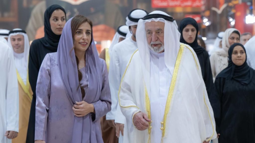 حاكم الشارقة يوجّه بإعفاء دور النشر السودانية من رسوم المشاركة في “معرض الشارقة الدولي للكتاب” 2025 1763203836 image