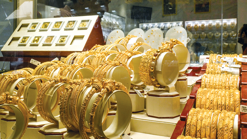 ارتفاع أسعار الذهب يحفز شراء السبائك و«العملات الذهبية» 1763237696 image