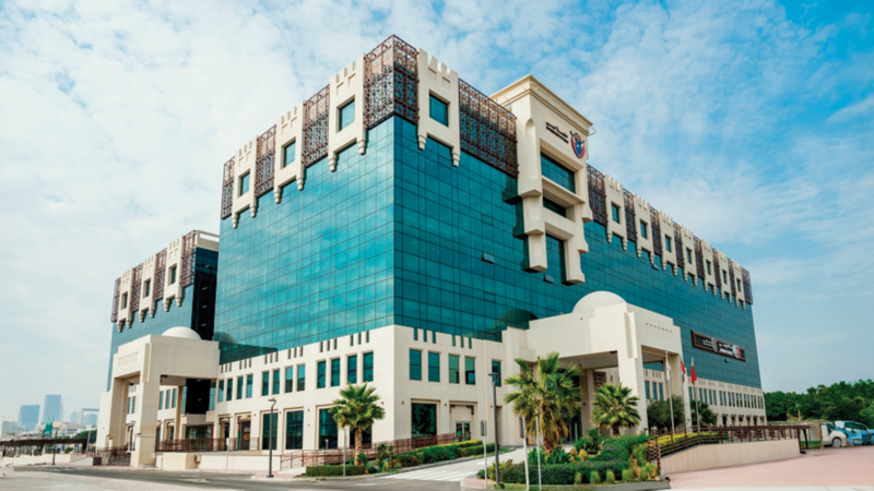 مدربة عارضات وزوجها يقاضيان صديقتها بسبب خلافات مالية 1763256653 image