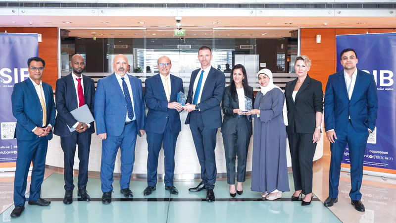 «الشارقة الإسلامي» ينال جائزة «تقدير الجودة» من «جي بي مورغان» 1763338753 image