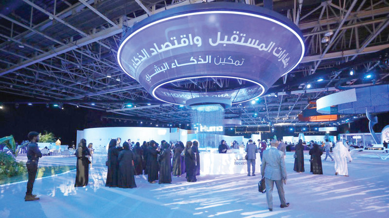 جمال بن حويرب: «قمة المعرفة» تصنع المستقبل ولا تكتفي باستشرافه 1763343658 image