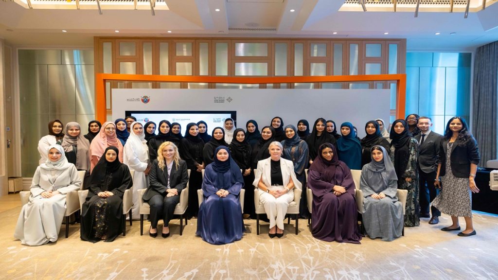 «دبي للمرأة» تختتم النسخة الثانية من «القيادات النسائية المستقبلية» 1763397885 image