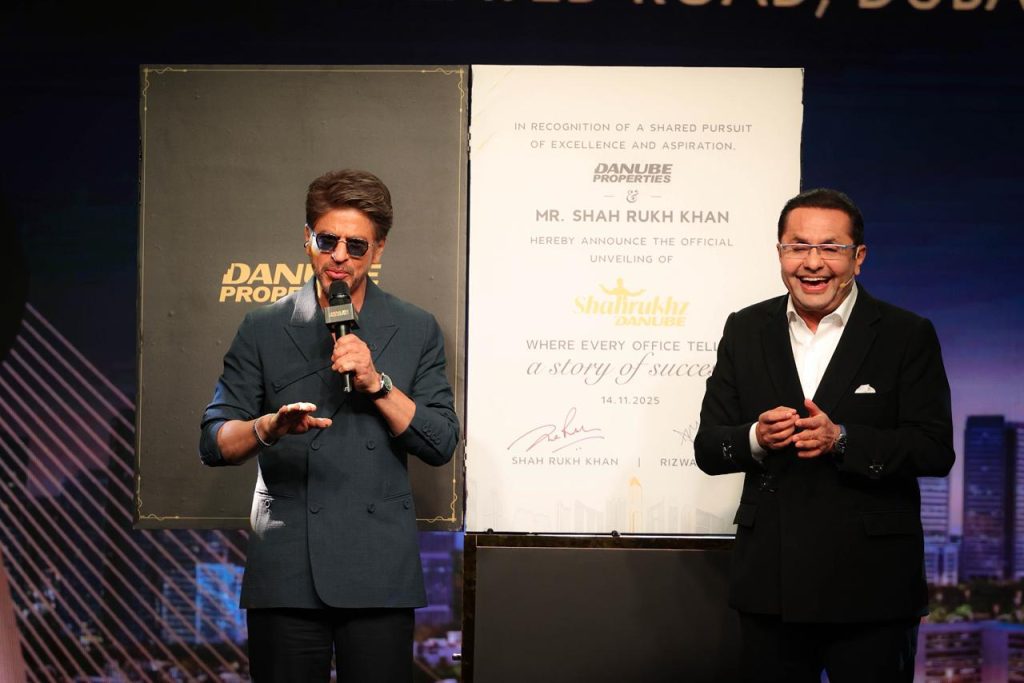 شاروخان يحصل على برج يحمل اسمه – دانوب بروبرتيز تطلق “شاروكز من دانوب”، برجاً تجارياً فاخراً في قلب دبي 1763407087 image