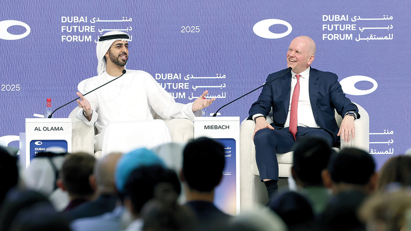 أول معاملة تجارة إلكترونية عالمية من دبي بالذكاء الاصطناعي 1763520502 image