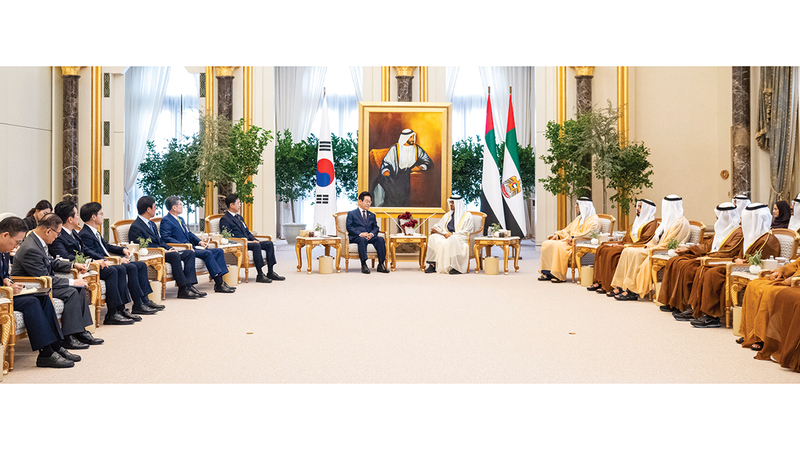 رئيس الدولة: نهج الإمارات راسخ في بناء شراكات تنموية تُحقق الازدهار للجميع 1763525407 image