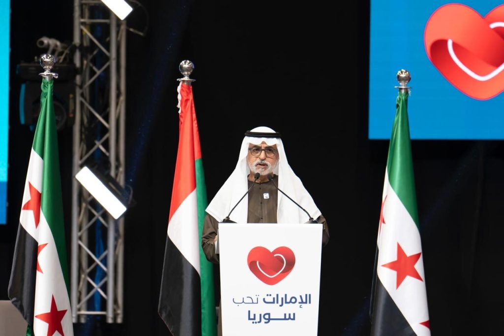 نهيان بن مبارك يشارك الجالية السورية في الإمارات الاحتفال بـموروثهم الثقافي والحضاري ويكرم عدداً من الشخصيات 1763839142 image