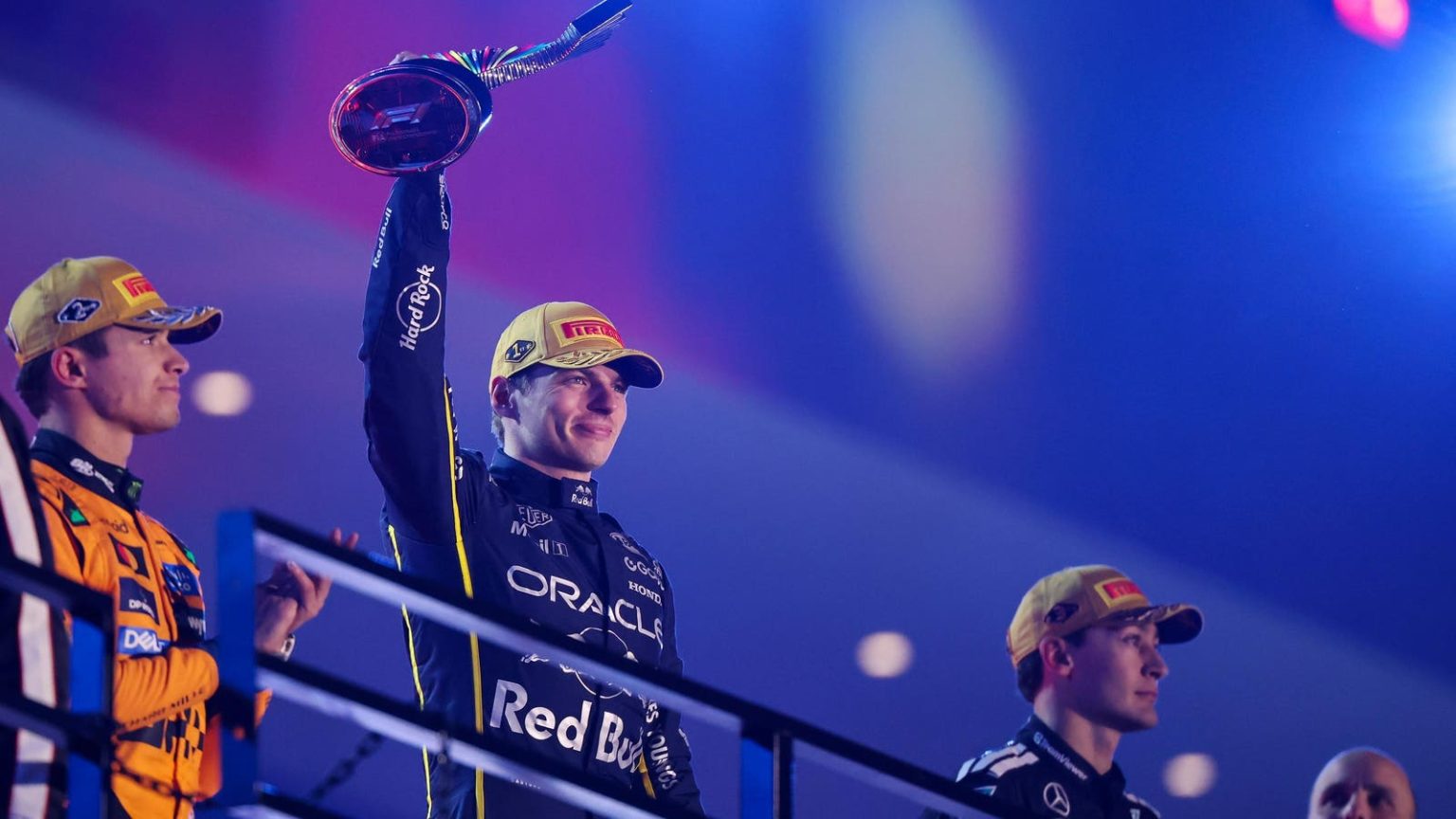 فوز فيرشتابن، ونوريس يقترب من لقب الفورمولا واحد 1763884036 0x0