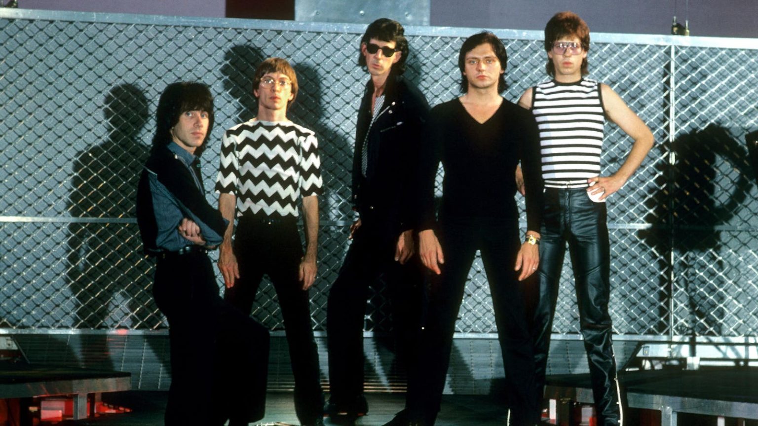 أخيرًا تم سرد قصة السيارات في سيرة ذاتية جديدة 1763907492 0x0