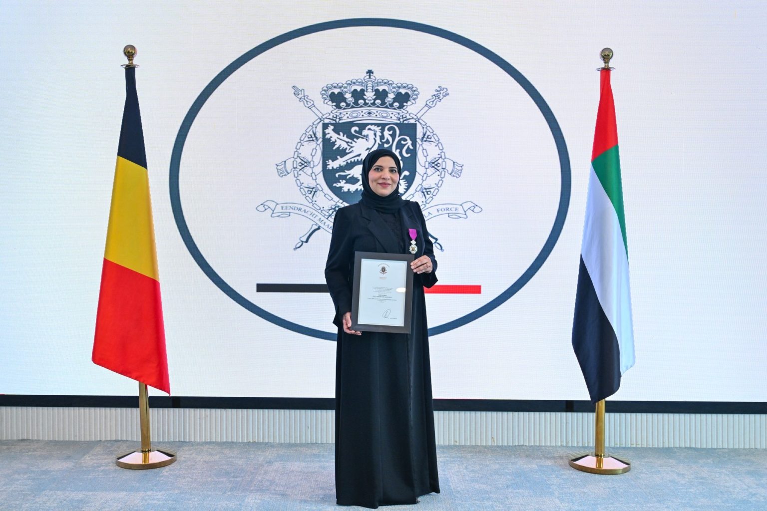 حبيبة الصفار.. أول عالمة إماراتية تفوز بوسام ليوبولد من رتبة “فارس” البلجيكي 1764157436 image