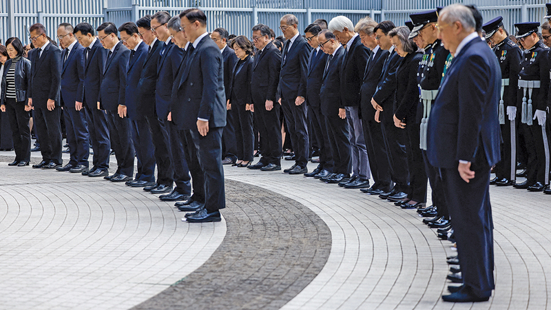 «فساد محتمل» و«مواد غير آمنة» وراء حريق هونغ كونغ 1764464124 image