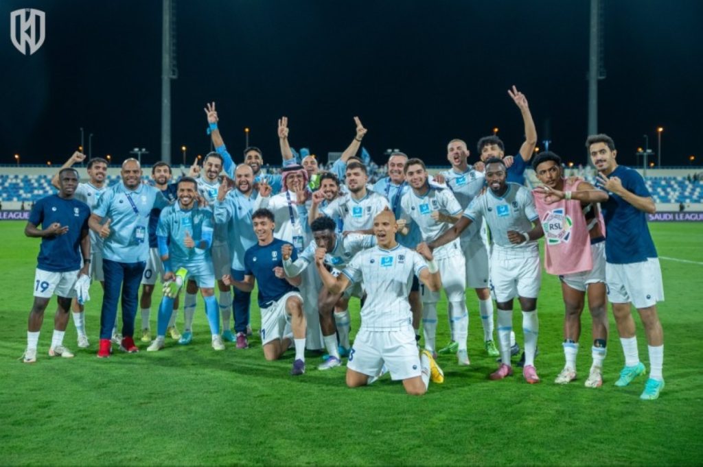 الأخدود يأخذ نصيبه من النجمة 2607327