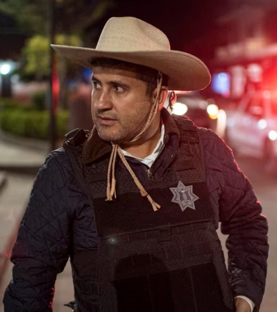 قتلوه في يوم الموتى.. عصابات المخدرات تغتال مسؤولاً مكسيكياً أمام حشد جماهيري 2607968