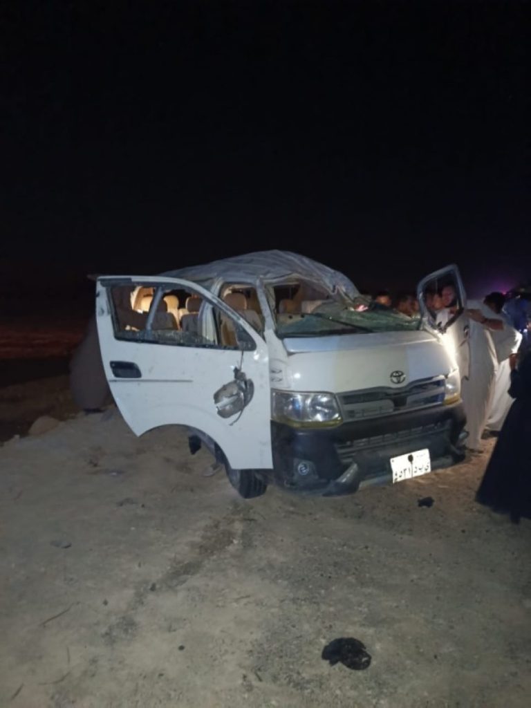 دماء على الأسفلت.. مصرع وإصابة 15 شخصًا في حادثة مرورية بأسيوط 2608906