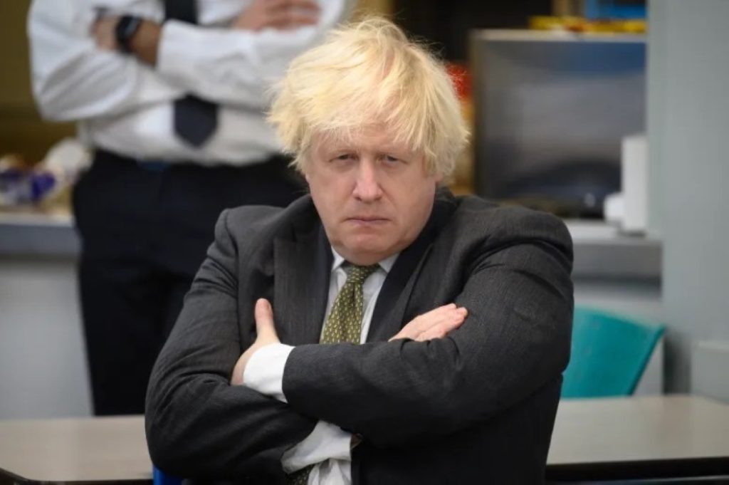 جونسون يتهم «بي بي سي» بتزوير مقطع فيديو لترمب 2609294