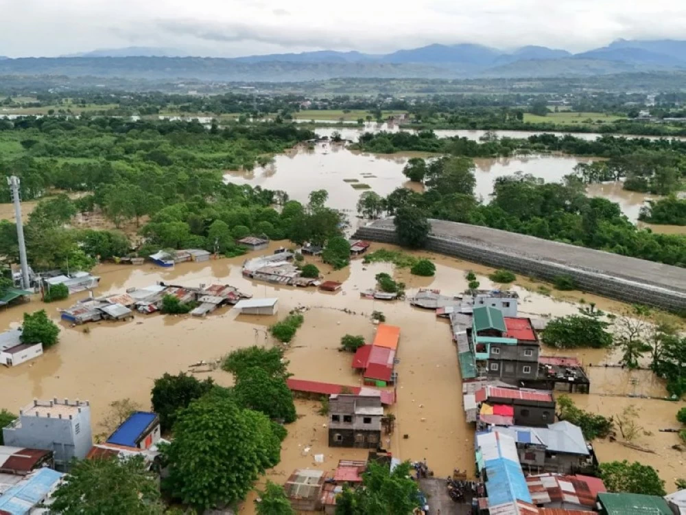 ارتفاع ضحايا الإعصار «فونغ وونغ» في الفلبين إلى 18 قتيلاً – أخبار السعودية 2613442.webp