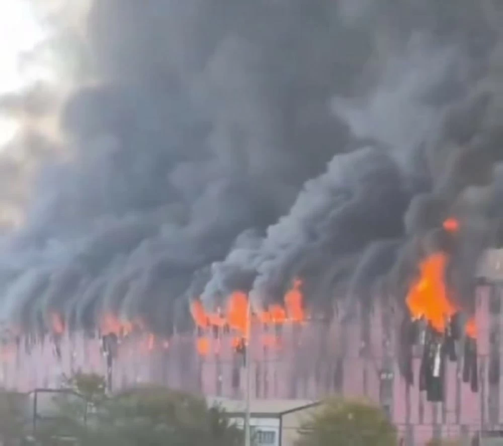 خسائر بالمليارات.. حريق مدمر يلتهم مركزاً لوجستياً للأزياء في كوريا الجنوبية – أخبار السعودية 2615432.webp