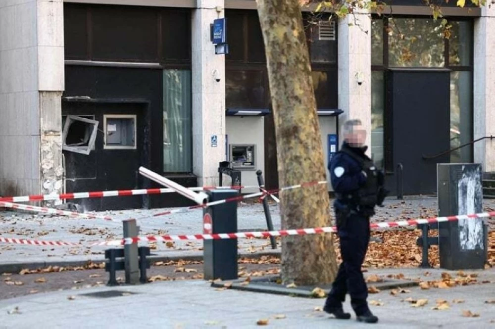 سطو يهز فرنسا.. سرقة مجوهرات بـ1.2 مليون دولار في روبي! – أخبار السعودية 2615934.webp