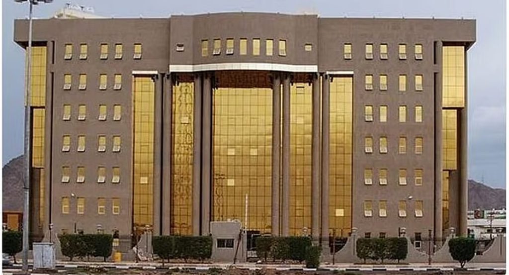 أمانة نجران تستعد لموسم الأمطار عبر 3 مراحل رئيسية.. مسؤول يوضح ajel2F2025 11 032Fa2pov4112FD986D8ACD8B1D8A7D986 D986D8ACD8B1D8A7D986.avif