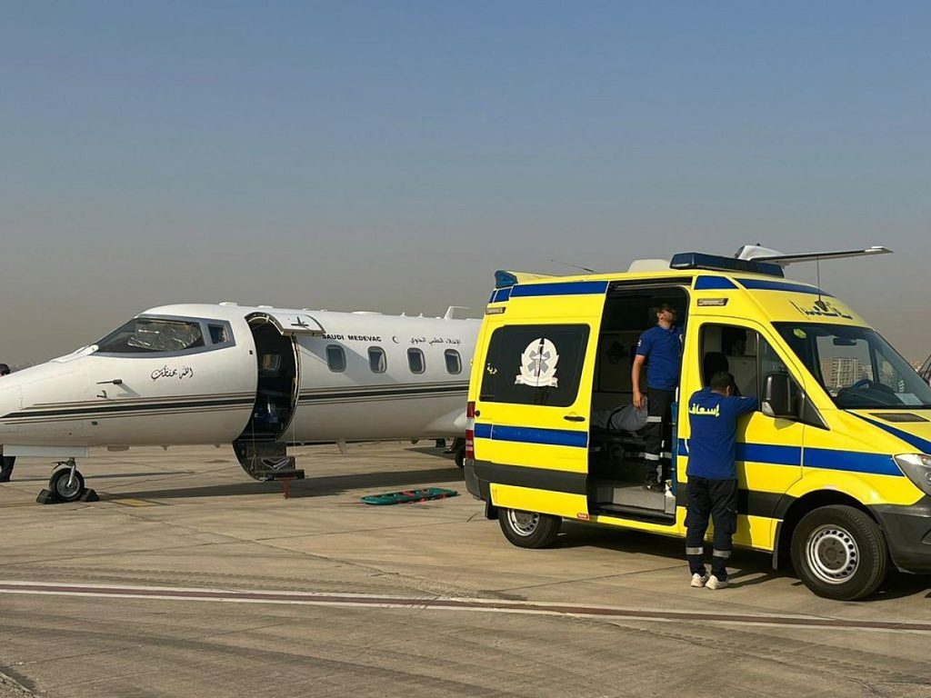 نقل مواطنة حالتها الطبية حرجة من مصر عبر طائرة الإخلاء الطبي ajel2F2025 11 042Fhgav995g2FG46NgWnXIAArM17