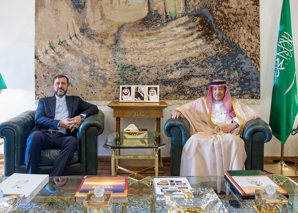 نائب وزير الخارجية يبحث العلاقات الثنائية مع وكيل وزارة الخارجية الإيرانية ajel2F2025 11 062Fkcpjm2wm2FG5E9AC6W4AAC6RB