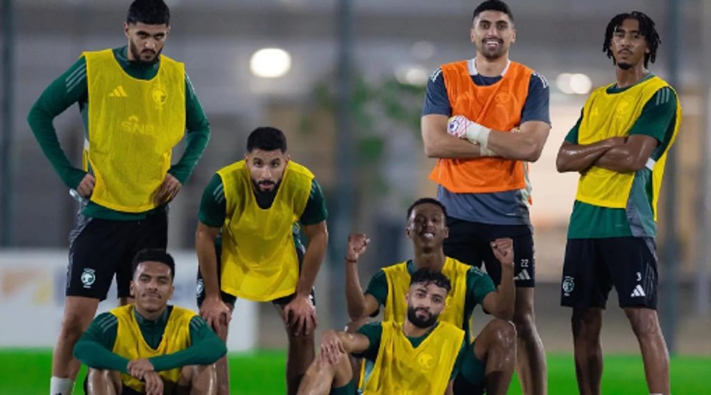 المنتخب السعودي يُدشن تدريباته في معسكر جدة استعدادًا للقاء ساحل العاج ajel2F2025 11 092F2jvoro7w2FCapture