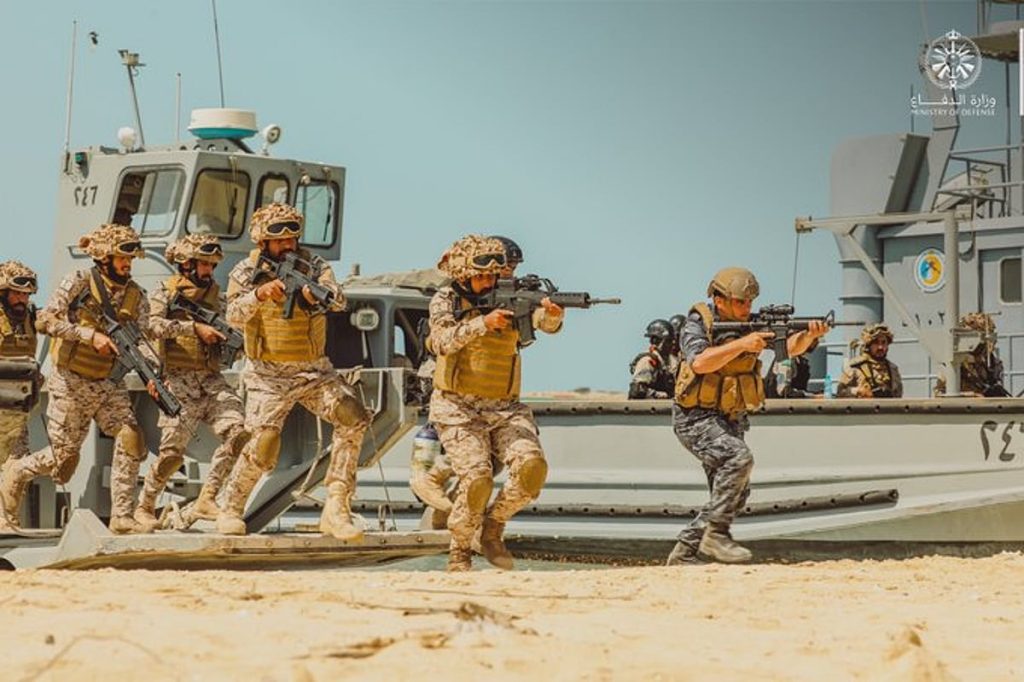 انطلاق مناورات «الموج الأحمر 8» في الأسطول الغربي ajel2F2025 11 092Fkxhkz83v2FGNKjm8dWsAELktJ