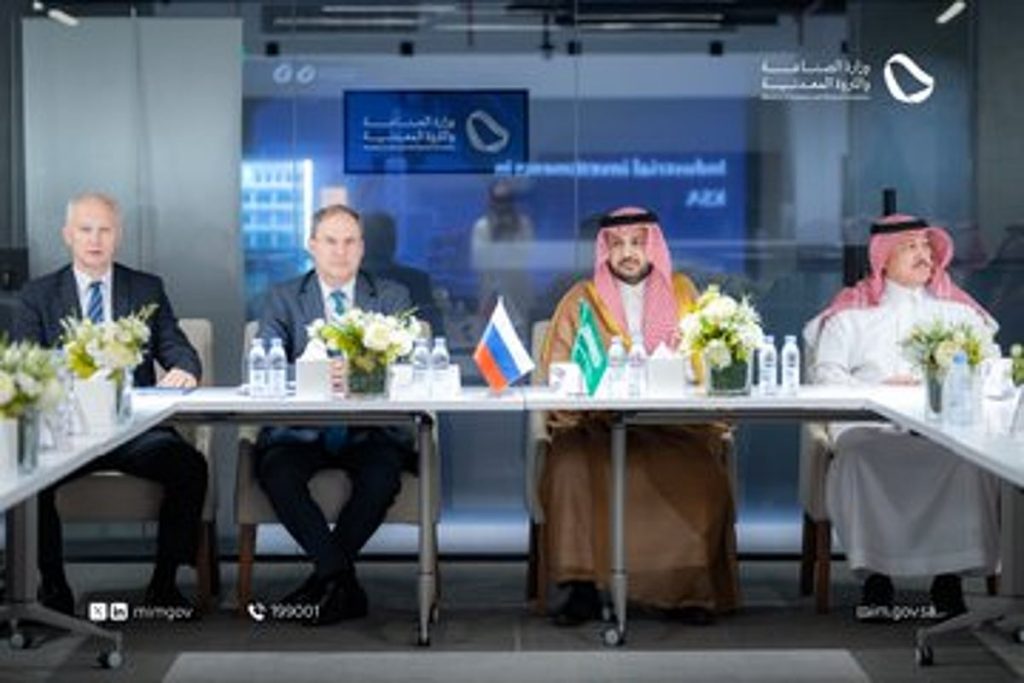 اجتماع سعودي روسي لبحث تنمية الاستثمارات الصناعية المشتركة ajel2F2025 11 102Fracdiilp2FG5YSRyxXkAADBxX.jfif