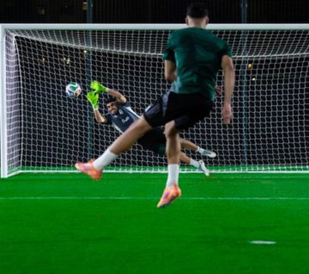 ajel2F2025 11 132F90unc8y92FG5p VXsAA Pc1