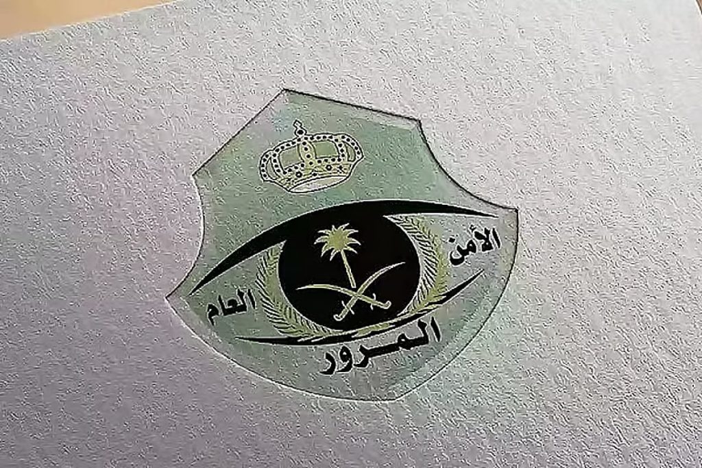 المرور: 4 أخطاء يجب تفاديها عند الإشارة الضوئية ajel2F2025 11 162Flpvho43n2FD985D8B1D988D8B1 D985D8B1D988D8B1.avif