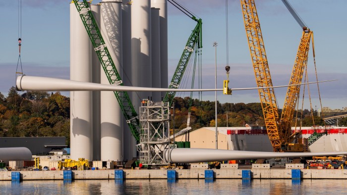 إن تخفيضات الطاقة النظيفة التي أقرها ترامب تعيق بناء الطاقة الشمسية وطاقة الرياح https3A2F2Fd1e00ek4ebabms.cloudfront.net2Fproduction2F756364b7 8761 49ba a640 8ff584d4800c