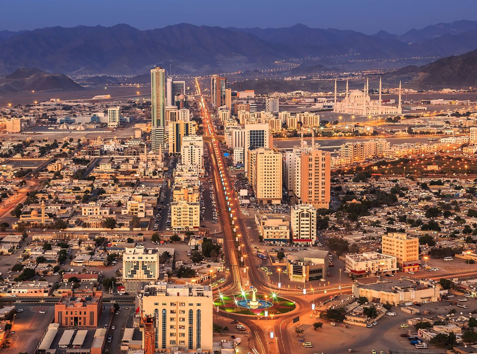 منظمة اليونسكو تمنح إمارة الفجيرة عضوية شبكتها العالمية لمدن التعلّم 1765017235 image