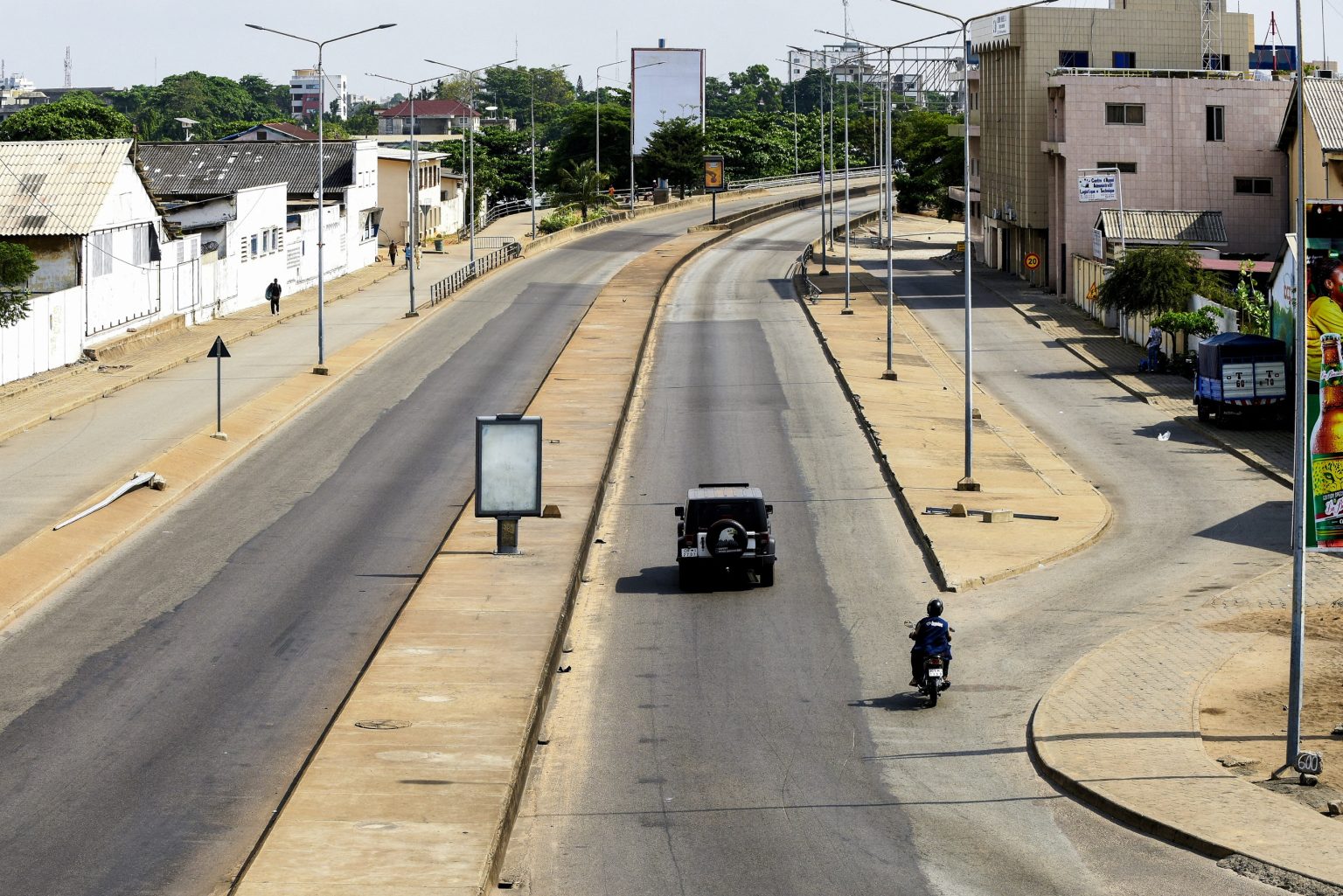 اعتقال 12 عسكريا في بنين بينهم منفذو محاولة الانقلاب 1765117075 image