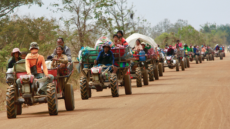 إجلاء 100 ألف كمبودي من مناطق حدودية مع تايلاند 1765412394 image