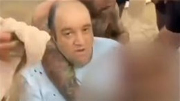 من هو أحمد الأحمد؟ السوري الذي صار «بطلاً قومياً» عند الأستراليين 1765777556 image