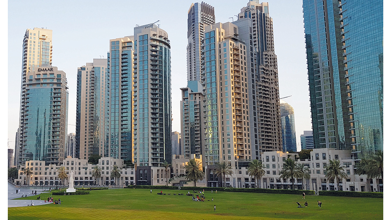 مبيعات عقارات دبي تتجاوز 650 مليار درهم منذ بداية 2025 1765836359 image