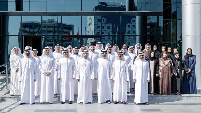 حمدان بن محمد يُوجّه جمارك دبي بأن تكون الأفضل عالمياً في الخدمات والتسهيلات التجارية 1765845538 image