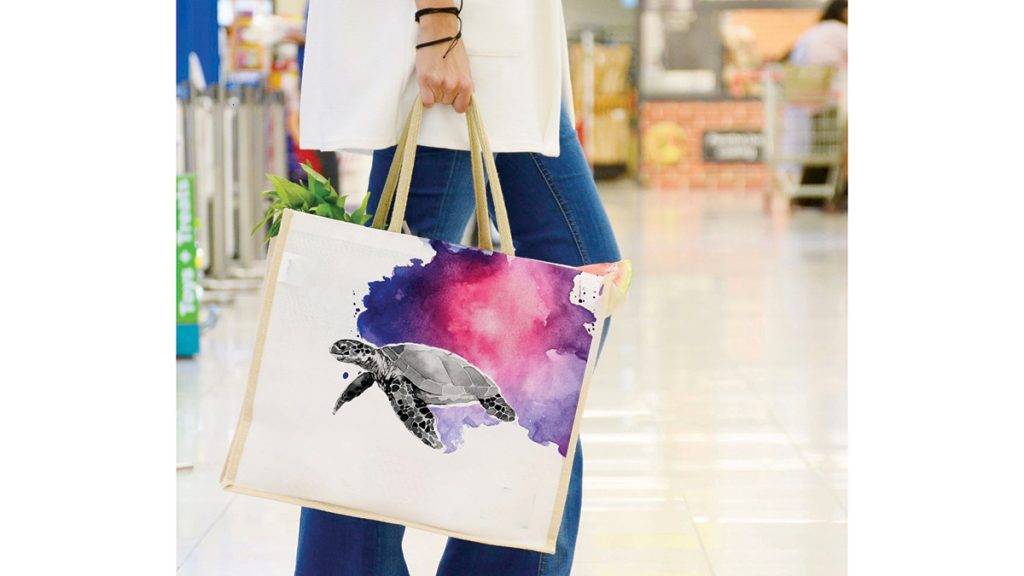 مستهلكون يطالبون بخفض أسعار أكياس التسوق متعددة الاستخدام 1765922818 image