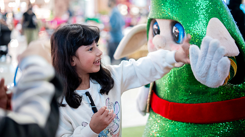 مطار دبي ينبض بالفرح خلال موسم الشتاء 1765937672 image