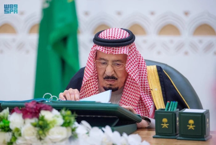 “الوزراء السعودي” يبارك مشروع “القطار السريع” مع قطر ويرحب بإلغاء العقوبات على سورية 1766500917 image