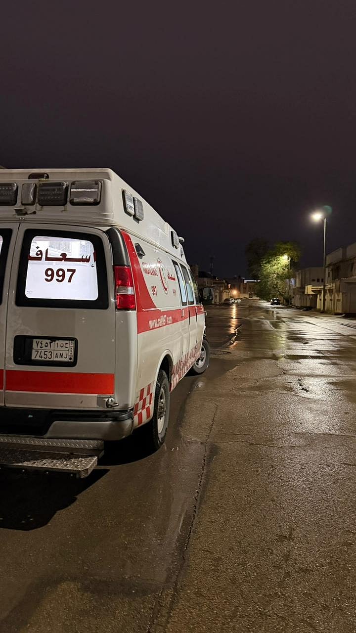 الهلال الأحمر بالقصيم يرفع جاهزيته الميدانية للتعامل مع الحالة المطرية 2 7784e3c2 f669 45ce 8a4f 8f94986f0b8f