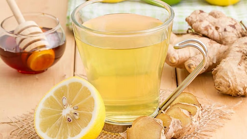 الزنجبيل والليمون والعسل مزيج ثلاثي يحارب البرد ajel2F2025 12 062Fcwrj1fpw2FD985D8B4D8B1D988D8A8 D985D987D985.avif