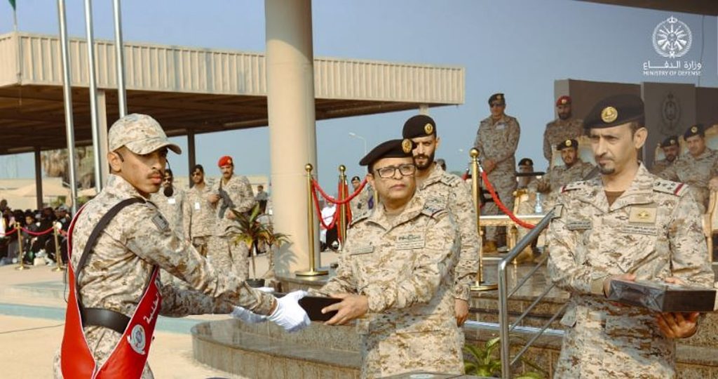 مدرسة مشاة القوات البحرية تحتفل بتخريج دفعة جديدة من دورة الفرد الأساسي ajel2F2025 12 072F2a8hxkem2FCapture