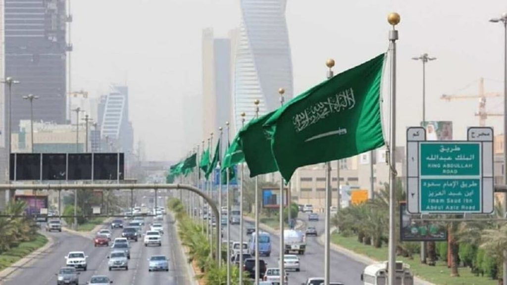 مكة تسجل 33 درجة.. توقعات حالة الطقس اليوم الأحد 16-6-1447 في المملكة ajel2F2025 12 072Fwk9mar492FIMG 20240623 WA0066