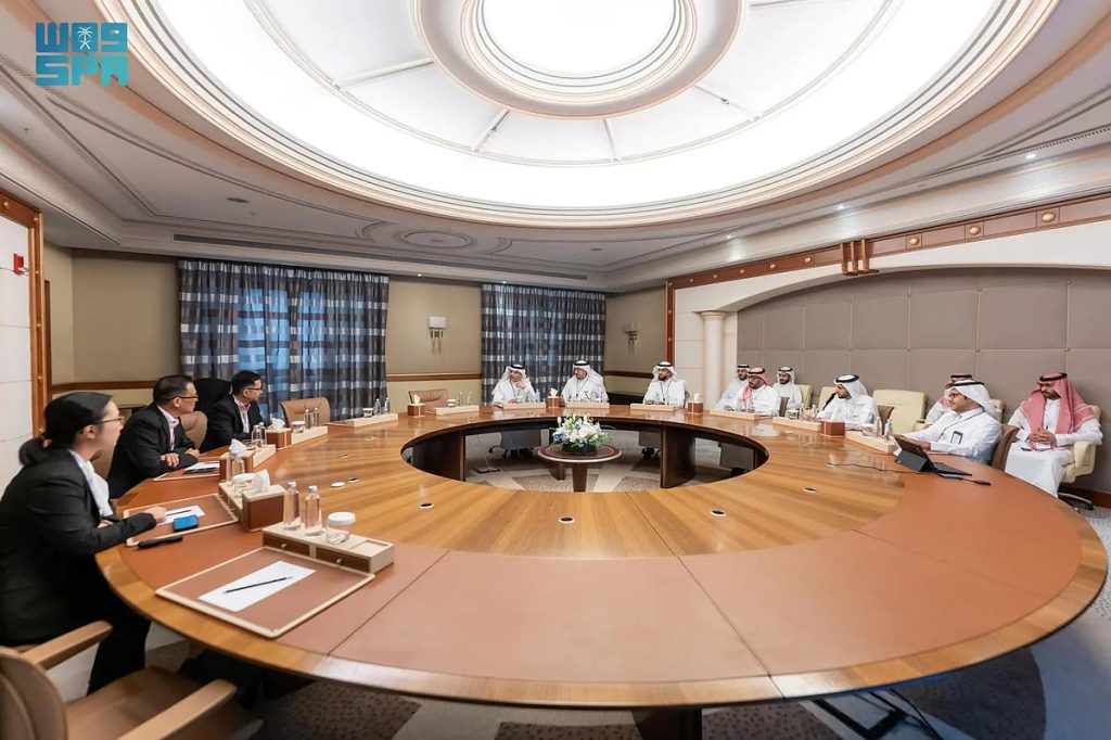 نقاشات الطاولة المستديرة بمؤتمر الابتكار في استدامة المياه تستعرض رفع الكفاءة التشغيلية لمنظومة المياه ajel2F2025 12 102F3fdpbyz62FyNneFbUFcRAlaXC2VKQI8kIO0OSOeo4tJ3nUbQjv.webp