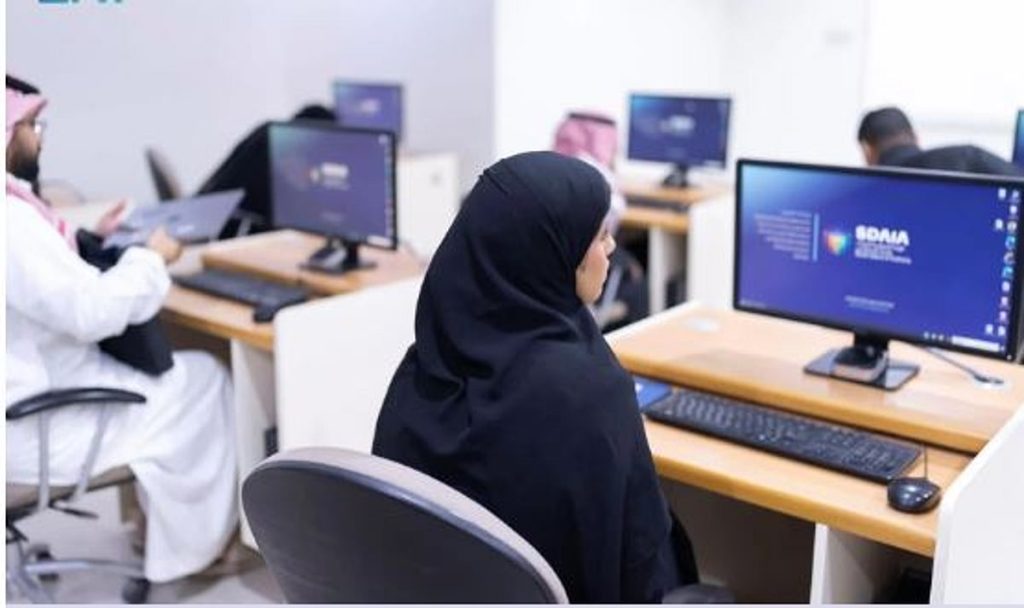 «سدايا» تُطلق معسكر محترفي الذكاء الاصطناعي لتأهيل خريجي التخصصات التقنية بالرياض ajel2F2025 12 142Fooh4asw62FCapture