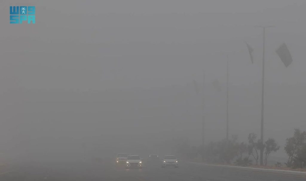 الضباب يغطي سماء عرعر وأمطار على محافظة طريف بالحدود الشمالية ajel2F2025 12 162Fxdipgjuq2Frj75fj5SdtghM1u6ZR1mt30WrhTZK1XdpUYeX94A.webp