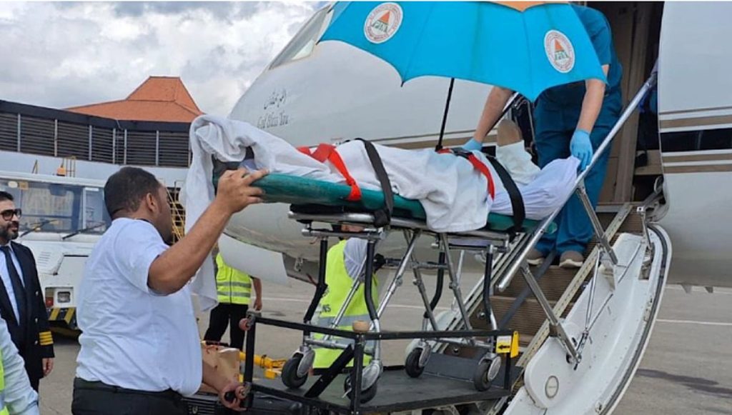 نقل مواطن من إندونيسيا إلى المملكة عبر طائرة الإخلاء الطبي السعودي ajel2F2025 12 172F3hvzxve22FCapture